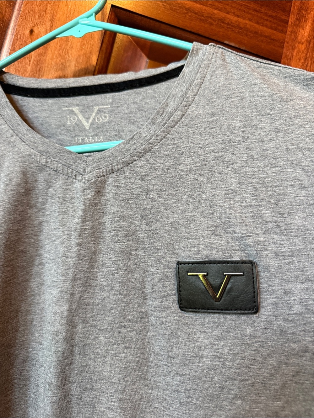 19V69 Italina Gray V-Neck Tee with Black Patch and Metal Logo Size Medium